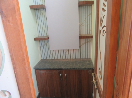 5) Li id 410 - Puja Room.JPG